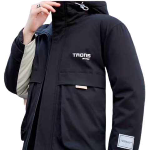 Veste Noire.